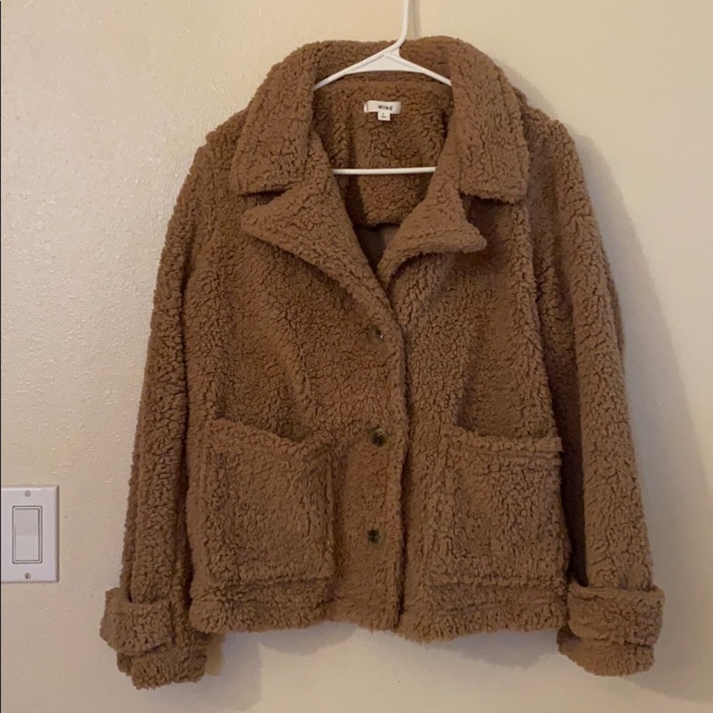 Sherpa button up coat brand new never worn